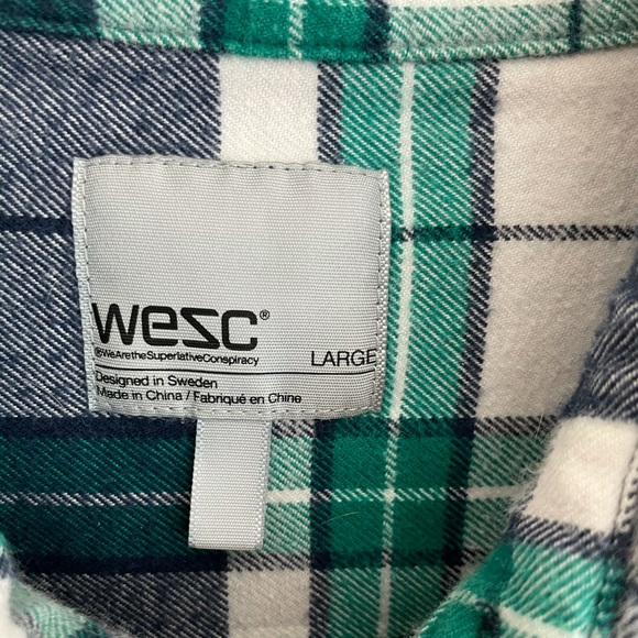 Thick, Comfy Flannel - Picture 2 of 2